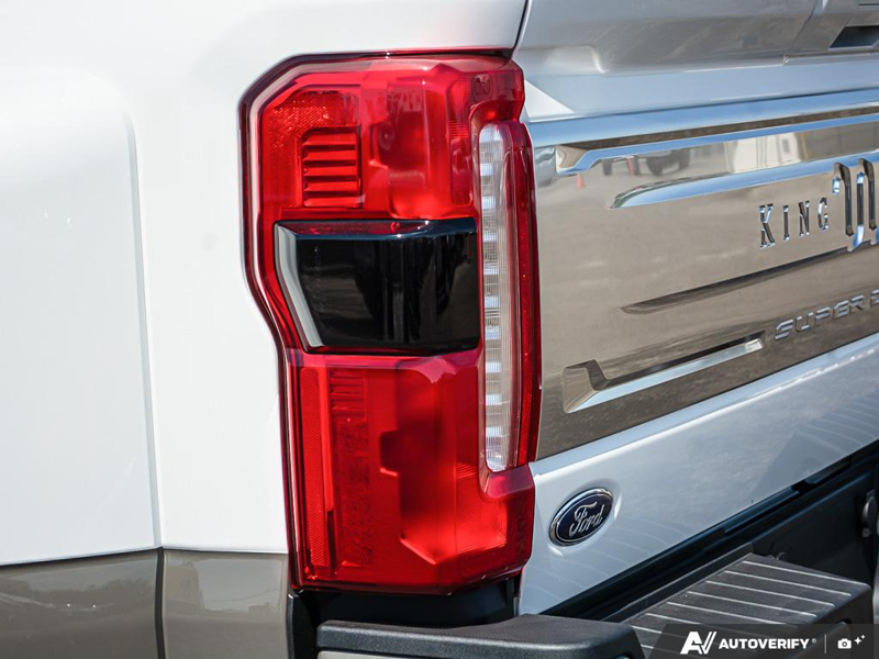 NEW 2026 Ford F-450 Super Duty King Ranch - Star White/marsh Grey Accent Exterior / JAVA LEATHER Interior - $135,787 - Stock #E60404 - VIN 1FT8W4DM0TEE06549 - Photo 12