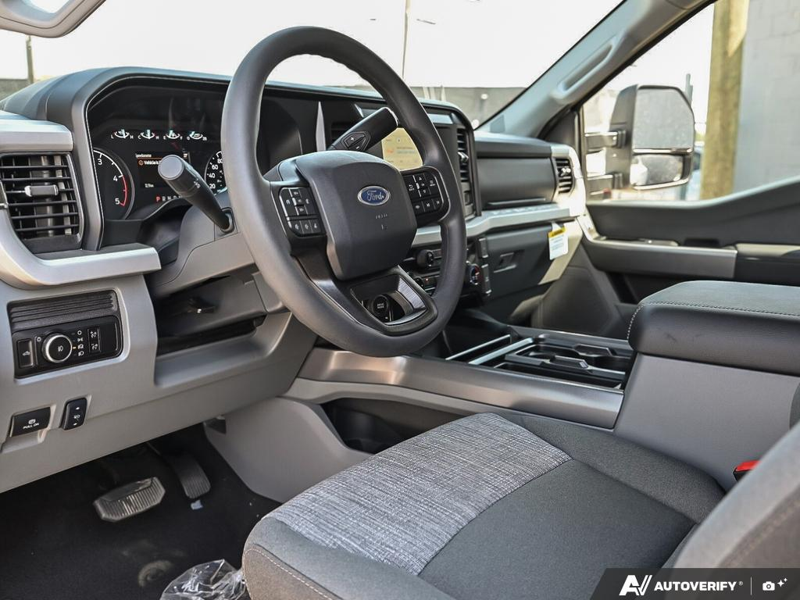 NEW 2026 Ford F-450 Super Duty XLT - Oxford White Exterior / MEDIUM DARK SLATE CLOTH Interior - $102,099 - Stock #E60861 - VIN 1FT8W4DT7TEE70305 - Photo 13