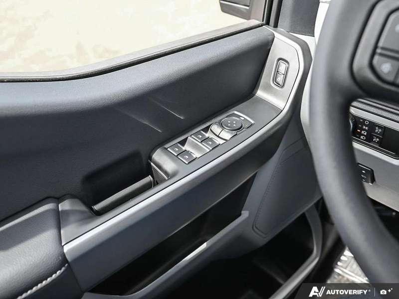 NEW 2026 Ford F-450 Super Duty XLT - Oxford White Exterior / MEDIUM DARK SLATE CLOTH Interior - $105,039 - Stock #E60843 - VIN 1FT8W4DT7TEF06445 - Photo 17