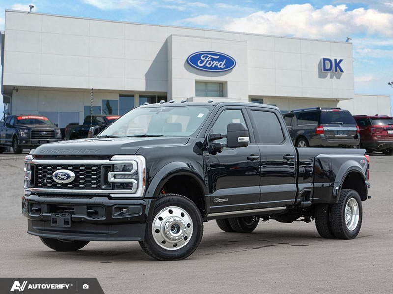 NEW 2026 Ford F-450 Super Duty Platinum - Agate Black Metallic Exterior / BLACK ONYX/PLATINUM BLUE, UNIQUE PLATINUM LEATHER 40/CONSOLE/40 Interior - $126,719 - Stock #D60840 - VIN 1FT8W4DT0TEE97846 - Photo 1