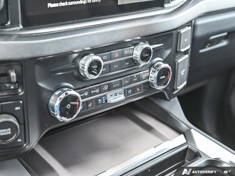 NEW 2026 Ford F-450 Super Duty Platinum - Agate Black Exterior / BLACK ONYX/BLUE LEATHER Interior - $135,458 - Stock #E60275 - VIN 1FT8W4DM9TED92070 - Photo 20