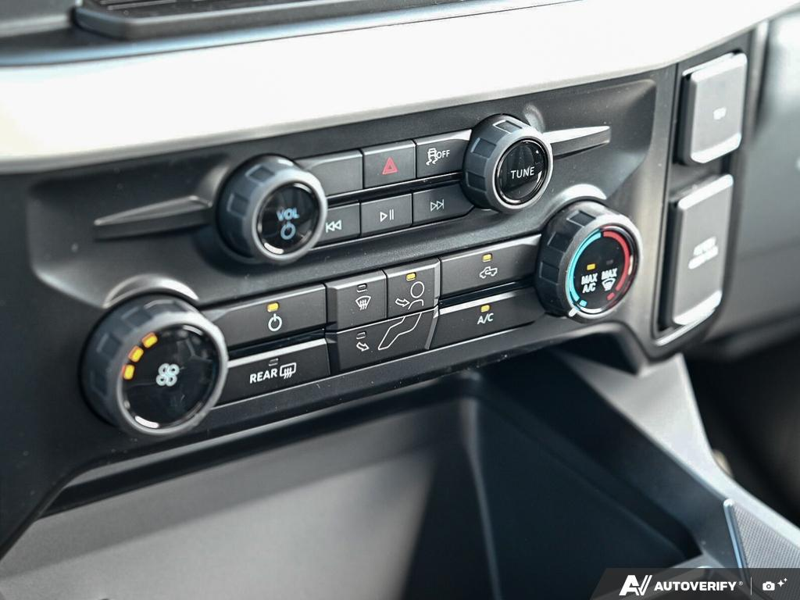 NEW 2026 Ford F-450 Super Duty XLT - Oxford White Exterior / MEDIUM DARK SLATE CLOTH Interior - $95,789 - Stock #E60848 - VIN 1FT8W4DT7TEE97259 - Photo 20
