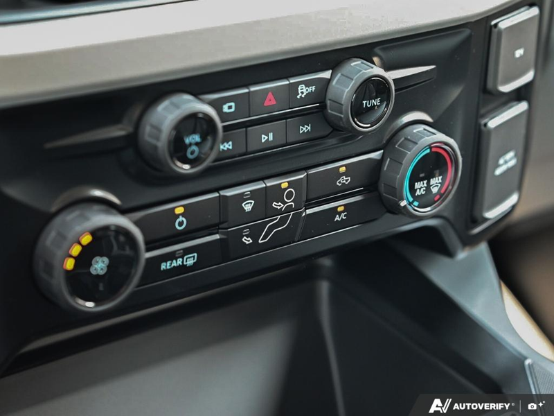 NEW 2026 Ford F-450 Super Duty XLT - Oxford White Exterior / MEDIUM DARK SLATE CLOTH Interior - $102,099 - Stock #E60861 - VIN 1FT8W4DT7TEE70305 - Photo 20