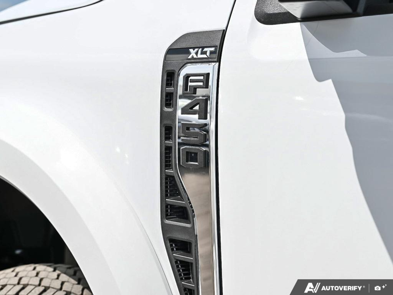 NEW 2026 Ford F-450 Super Duty XLT - Oxford White Exterior / MEDIUM DARK SLATE CLOTH Interior - $105,039 - Stock #E60843 - VIN 1FT8W4DT7TEF06445 - Photo 26