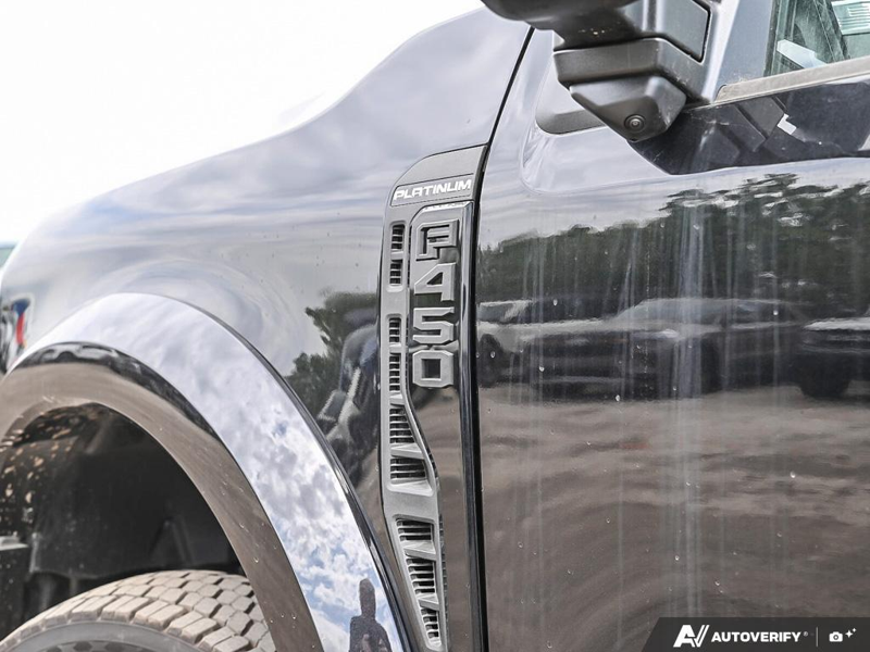 NEW 2026 Ford F-450 Super Duty Platinum - Agate Black Exterior / BLACK ONYX/BLUE LEATHER Interior - $135,458 - Stock #E60275 - VIN 1FT8W4DM9TED92070 - Photo 27