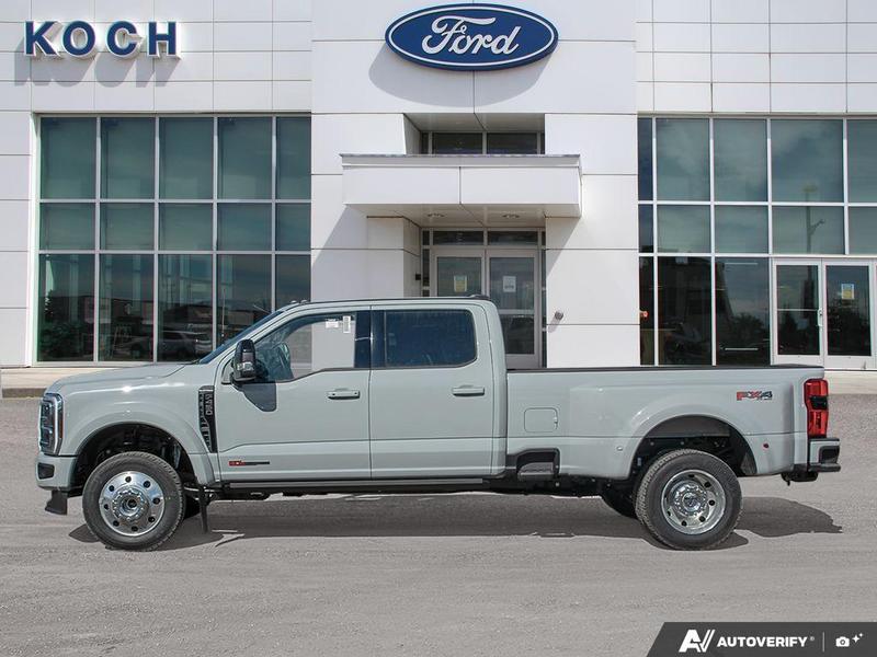 NEW 2026 Ford F-450 Super Duty Platinum - Avalanche Exterior / BLACK ONYX/BLUE LEATHER Interior - $132,339 - Stock #E60220 - VIN 1FT8W4DM7TED23460 - Photo 3