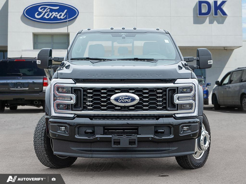 NEW 2026 Ford F-450 Super Duty Platinum - Agate Black Metallic Exterior / BLACK ONYX/PLATINUM BLUE, UNIQUE PLATINUM LEATHER 40/CONSOLE/40 Interior - $126,719 - Stock #D60840 - VIN 1FT8W4DT0TEE97846 - Photo 2