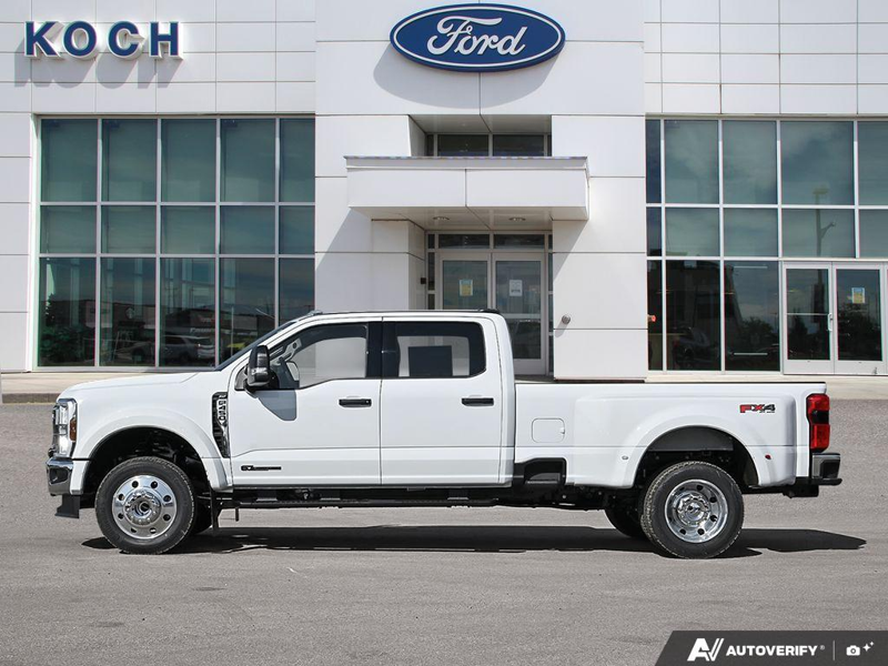 NEW 2026 Ford F-450 Super Duty XLT - Oxford White Exterior / MEDIUM DARK SLATE CLOTH Interior - $106,099 - Stock #E60860 - VIN 1FT8W4DT9TEE98140 - Photo 3