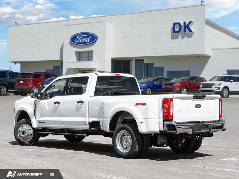 NEW 2026 Ford F-450 Super Duty XLT - Oxford White Exterior / MEDIUM DARK SLATE CLOTH Interior - $104,464 - Stock #D60625 - VIN 1FT8W4DT3TEE97016 - Photo 4