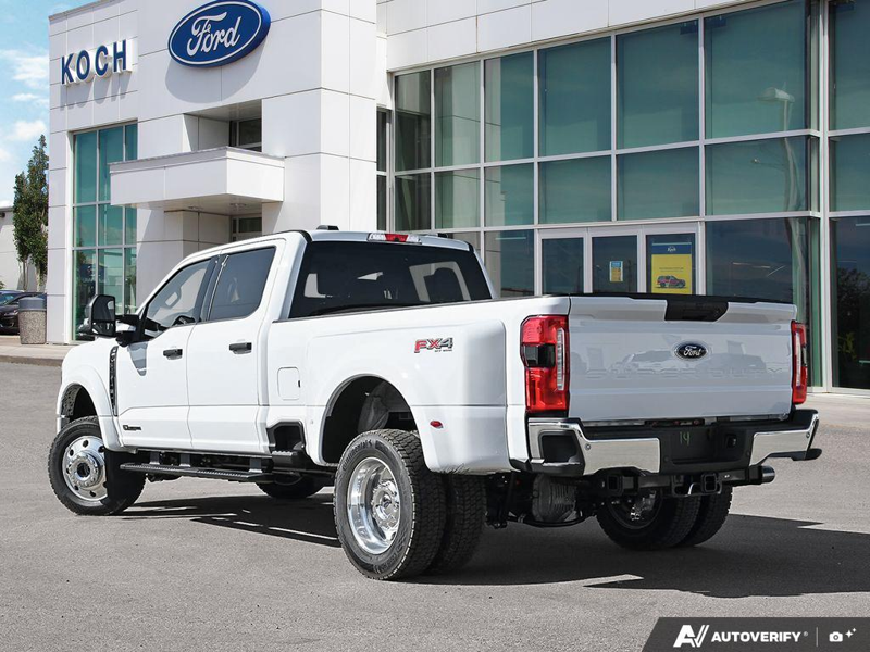 NEW 2026 Ford F-450 Super Duty XLT - Oxford White Exterior / MEDIUM DARK SLATE CLOTH Interior - $106,099 - Stock #E60860 - VIN 1FT8W4DT9TEE98140 - Photo 4