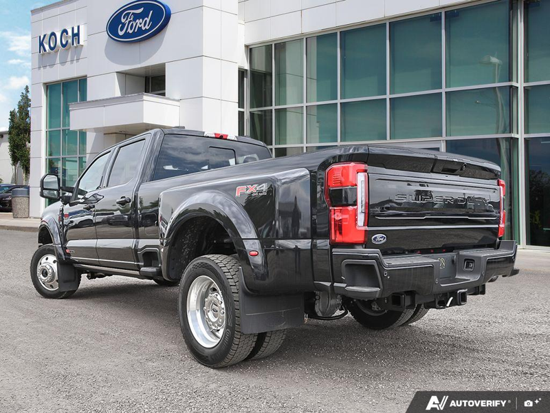 NEW 2026 Ford F-450 Super Duty Platinum - Agate Black Exterior / BLACK ONYX/BLUE LEATHER Interior - $135,458 - Stock #E60275 - VIN 1FT8W4DM9TED92070 - Photo 4