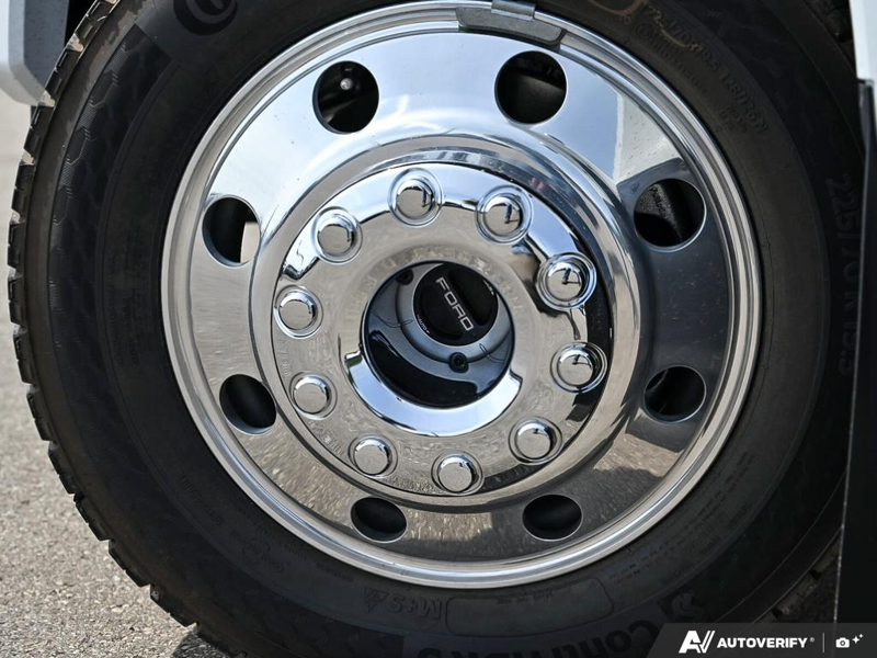 NEW 2026 Ford F-450 Super Duty XLT - Oxford White Exterior / MEDIUM DARK SLATE CLOTH Interior - $102,099 - Stock #E60873 - VIN 1FT8W4DT1TEE69473 - Photo 6