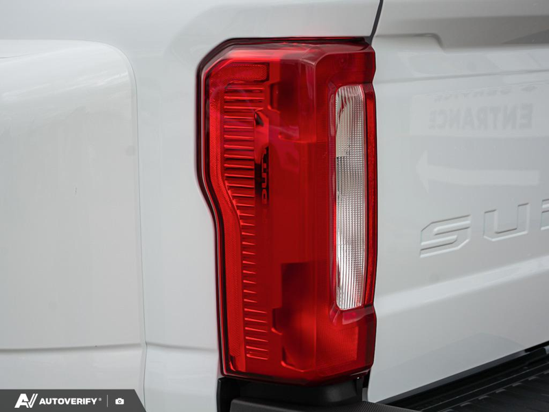 NEW 2026 Ford F-450 Super Duty XLT - Oxford White Exterior / MEDIUM DARK SLATE CLOTH Interior - $100,464 - Stock #D60629 - VIN 1FT8W4DT0TEF05430 - Photo 9