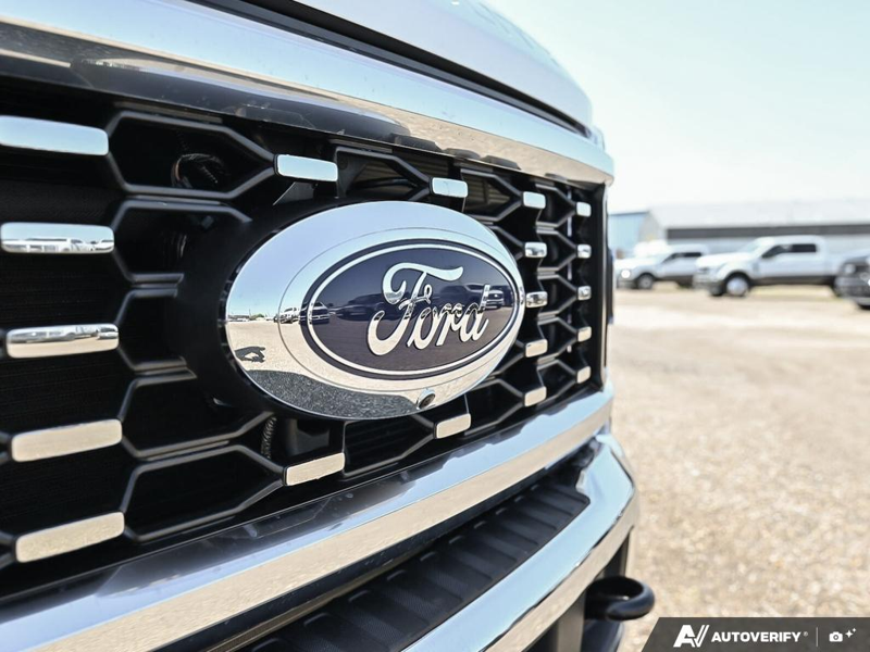 NEW 2026 Ford F-450 Super Duty XLT - Oxford White Exterior / MEDIUM DARK SLATE CLOTH Interior - $116,768 - Stock #E60859 - VIN 1FT8W4DM5TEE97222 - Photo 9