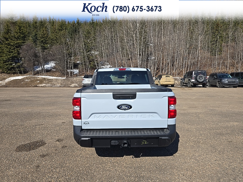 NEW 2026 Ford Maverick XLT - Crystal White Tricoat Exterior / BLACK LEATHER Interior - $45,040 - Stock #A26140 - VIN 3FTTW8JA7TRA71122 - Photo 10