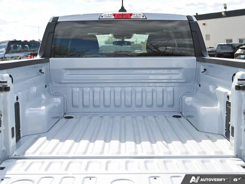 NEW 2026 Ford Maverick XLT - Space White Metallic Exterior / NAVY PIER Interior - $41,673 - Stock #E60698 - VIN 3FTTW8J3XTRA71603 - Photo 11