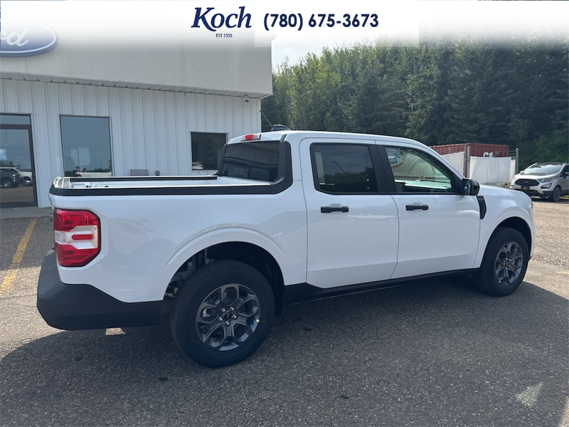 NEW 2026 Ford Maverick XLT - Oxford White Exterior / NAVY PIER/ASPEN GREY, UNIQUE CLOTH FRONT BUCKET SEATS Interior - $45,540 - Stock #A26236 - VIN 3FTTW8JA5TRB27011 - Photo 12