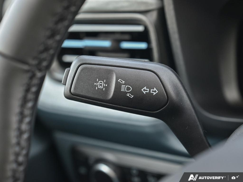 NEW 2026 Ford Maverick XLT - Space White Metallic Exterior / NAVY PIER Interior - $43,641 - Stock #E60840 - VIN 3FTTW8JA8TRB22014 - Photo 16