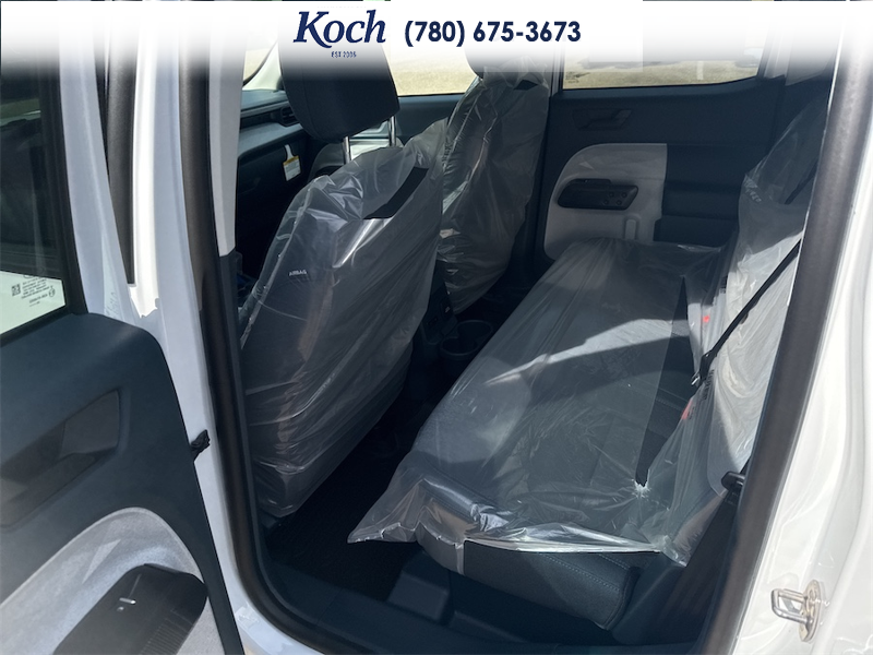 NEW 2026 Ford Maverick XLT - Oxford White Exterior / NAVY PIER/ASPEN GREY, UNIQUE CLOTH FRONT BUCKET SEATS Interior - $45,540 - Stock #A26236 - VIN 3FTTW8JA5TRB27011 - Photo 18