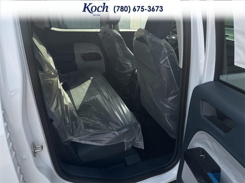 NEW 2026 Ford Maverick XLT - Oxford White Exterior / NAVY PIER/ASPEN GREY, UNIQUE CLOTH FRONT BUCKET SEATS Interior - $45,540 - Stock #A26236 - VIN 3FTTW8JA5TRB27011 - Photo 20