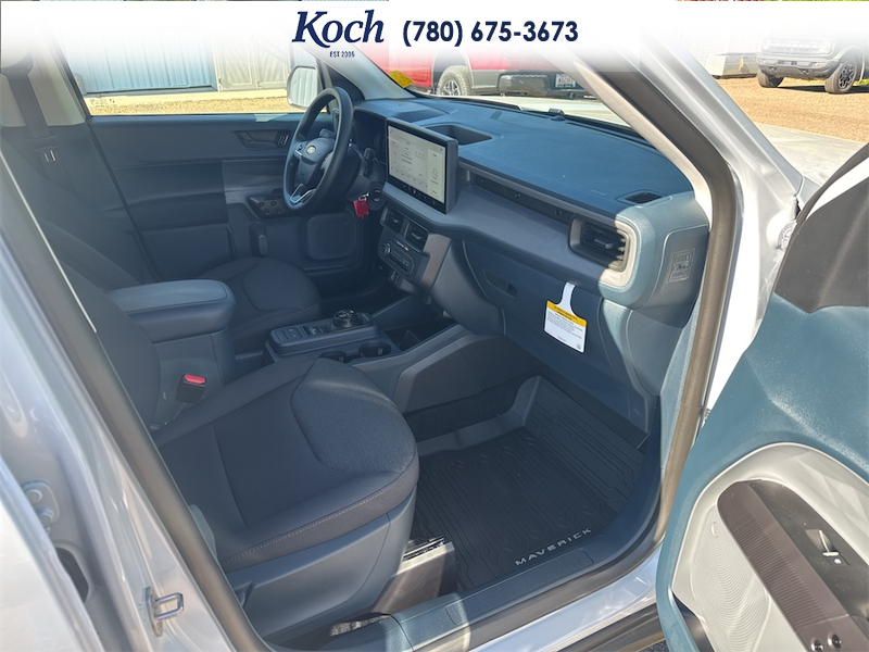 NEW 2026 Ford Maverick XL - Space White Metallic Exterior / BLACK ONYX/DARK SLATE, CLOTH FRONT BUCKET SEATS Interior - $40,990 - Stock #A26197 - VIN 3FTTW8BA6TRA97614 - Photo 21