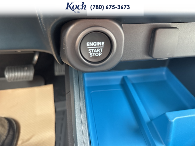 NEW 2026 Ford Maverick XLT - Oxford White Exterior / NAVY PIER/ASPEN GREY, UNIQUE CLOTH FRONT BUCKET SEATS Interior - $45,540 - Stock #A26236 - VIN 3FTTW8JA5TRB27011 - Photo 23