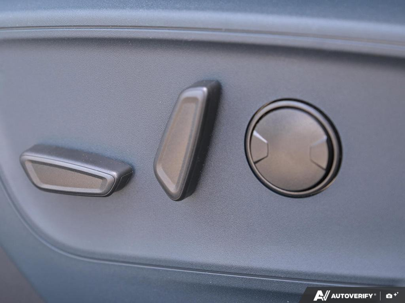 NEW 2026 Ford Maverick XLT - Azure Grey Metallic Tri-coat Exterior / NAVY PIER Interior - $48,844 - Stock #E60612 - VIN 3FTTW8J38TRA80929 - Photo 27