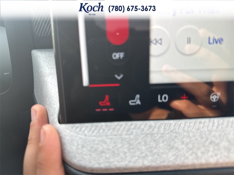 NEW 2026 Ford Maverick XLT - Oxford White Exterior / NAVY PIER/ASPEN GREY, UNIQUE CLOTH FRONT BUCKET SEATS Interior - $45,540 - Stock #A26236 - VIN 3FTTW8JA5TRB27011 - Photo 27