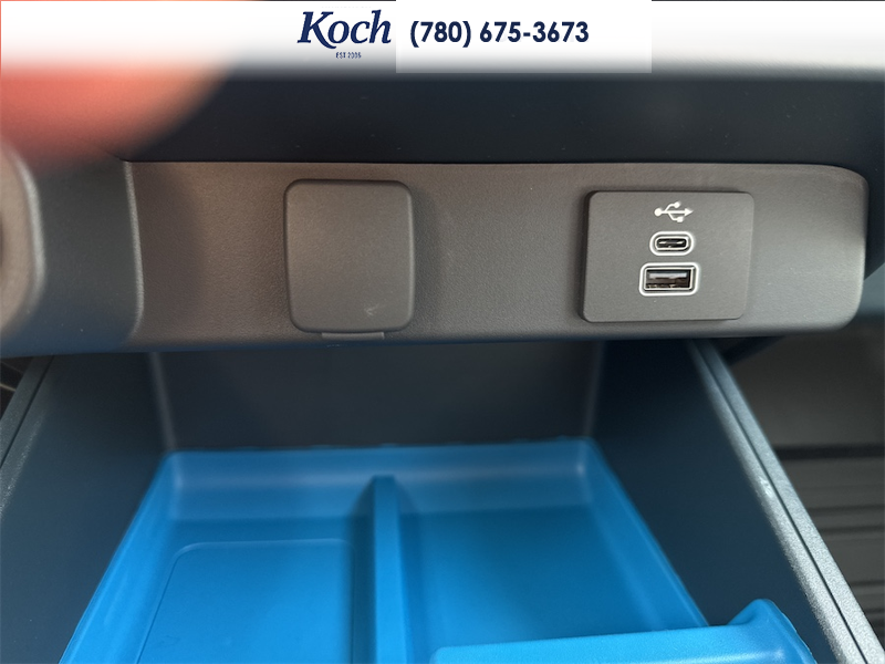NEW 2026 Ford Maverick XLT - Oxford White Exterior / NAVY PIER/ASPEN GREY, UNIQUE CLOTH FRONT BUCKET SEATS Interior - $45,540 - Stock #A26236 - VIN 3FTTW8JA5TRB27011 - Photo 29