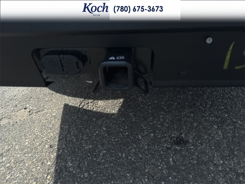 NEW 2026 Ford Maverick XLT - Oxford White Exterior / NAVY PIER/ASPEN GREY, UNIQUE CLOTH FRONT BUCKET SEATS Interior - $45,540 - Stock #A26236 - VIN 3FTTW8JA5TRB27011 - Photo 37
