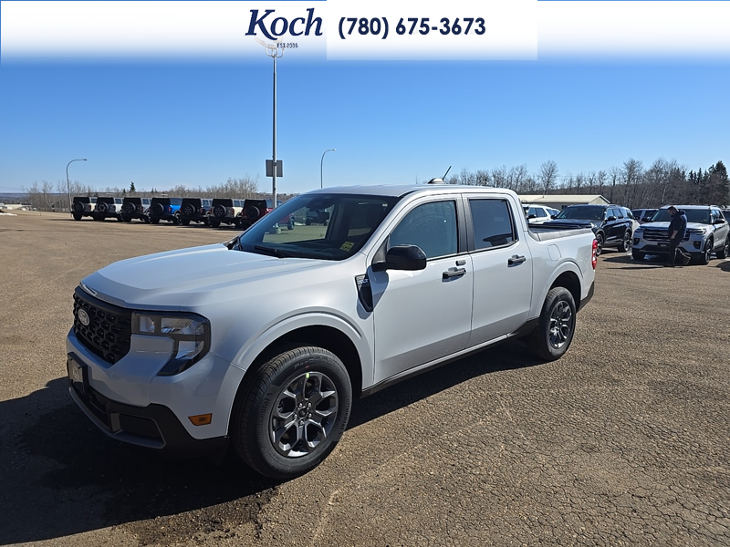 NEW 2026 Ford Maverick XLT - Crystal White Tricoat Exterior / BLACK LEATHER Interior - $45,040 - Stock #A26140 - VIN 3FTTW8JA7TRA71122 - Photo 4