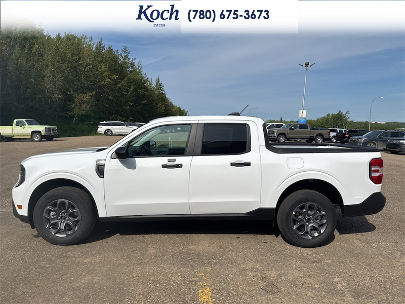 NEW 2026 Ford Maverick XLT - Oxford White Exterior / NAVY PIER/ASPEN GREY, UNIQUE CLOTH FRONT BUCKET SEATS Interior - $45,540 - Stock #A26236 - VIN 3FTTW8JA5TRB27011 - Photo 7