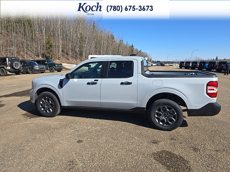 NEW 2026 Ford Maverick XLT - Crystal White Tricoat Exterior / BLACK LEATHER Interior - $45,040 - Stock #A26140 - VIN 3FTTW8JA7TRA71122 - Photo 8