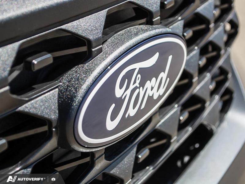 NEW 2026 Ford Maverick XLT - Carbonized Grey Metallic Exterior / NAVY PIER Interior - $43,832 - Stock #D60440 - VIN 3FTTW8JA2TRA71285 - Photo 9