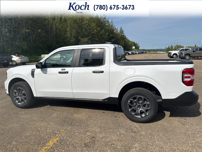 NEW 2026 Ford Maverick XLT - Oxford White Exterior / NAVY PIER/ASPEN GREY, UNIQUE CLOTH FRONT BUCKET SEATS Interior - $45,540 - Stock #A26236 - VIN 3FTTW8JA5TRB27011 - Photo 8