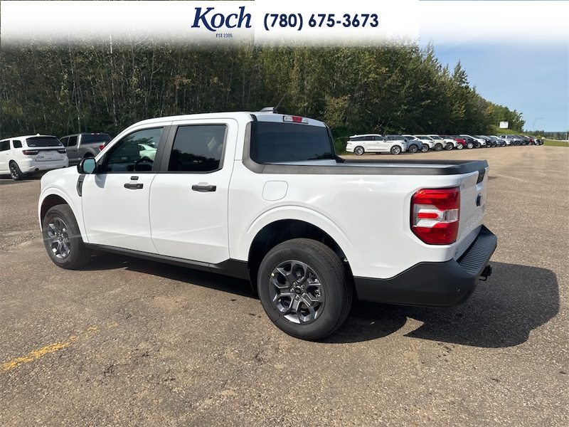 NEW 2026 Ford Maverick XLT - Oxford White Exterior / NAVY PIER/ASPEN GREY, UNIQUE CLOTH FRONT BUCKET SEATS Interior - $45,540 - Stock #A26236 - VIN 3FTTW8JA5TRB27011 - Photo 9
