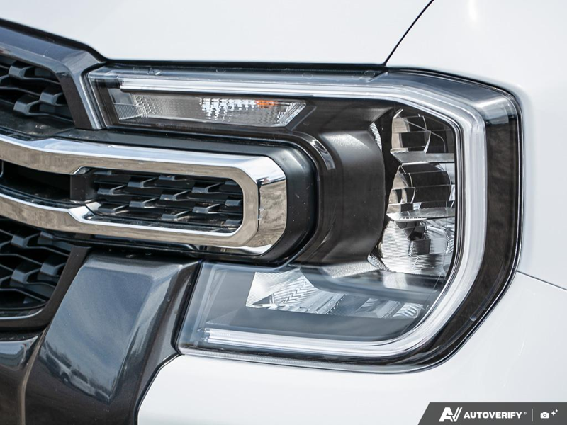 NEW 2026 Ford Ranger LARIAT - Oxford White Exterior / EBONY ACTIVEX TRIMMED Interior - $60,834 - Stock #E60531 - VIN 1FTER4KH5TLE13718 - Photo 10