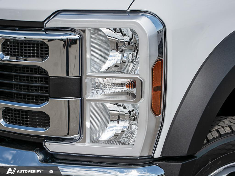 NEW 2026 Ford Super Duty F-550 DRW XLT - Oxford White Exterior / MEDIUM DARK SLATE, CLOTH 40/20/40 FRONT BENCH SEAT Interior - $113,999 - Stock #D60564 - VIN 1FD0W5HT2TEE30724 - Photo 10