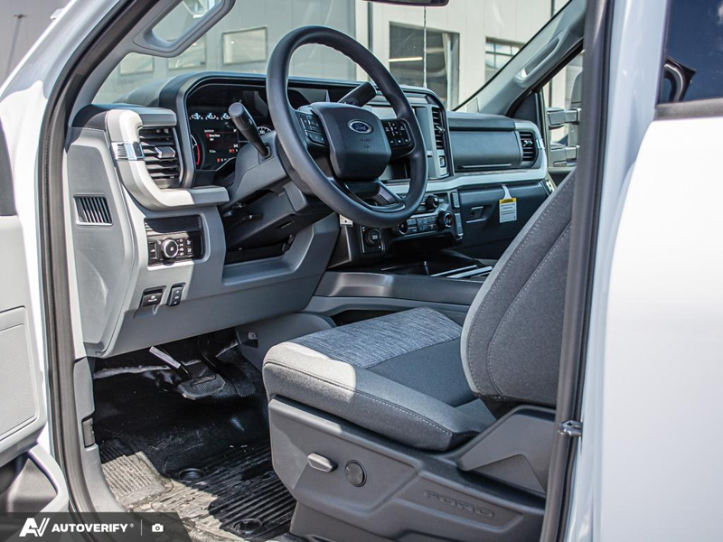 NEW 2026 Ford Super Duty F-550 DRW XLT - Oxford White Exterior / MEDIUM DARK SLATE CLOTH Interior - $99,999 - Stock #D60634 - VIN 1FD0W5HT2TEE83164 - Photo 13