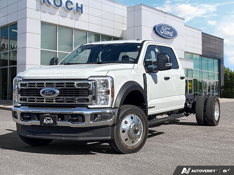 USED 2026 Ford Super Duty F-550 DRW XLT - Oxford White Exterior / MEDIUM DARK SLATE CLOTH Interior - $95,997 - Stock #EP4753 - VIN 1FD0W5HT6TEC08851 - Photo 1