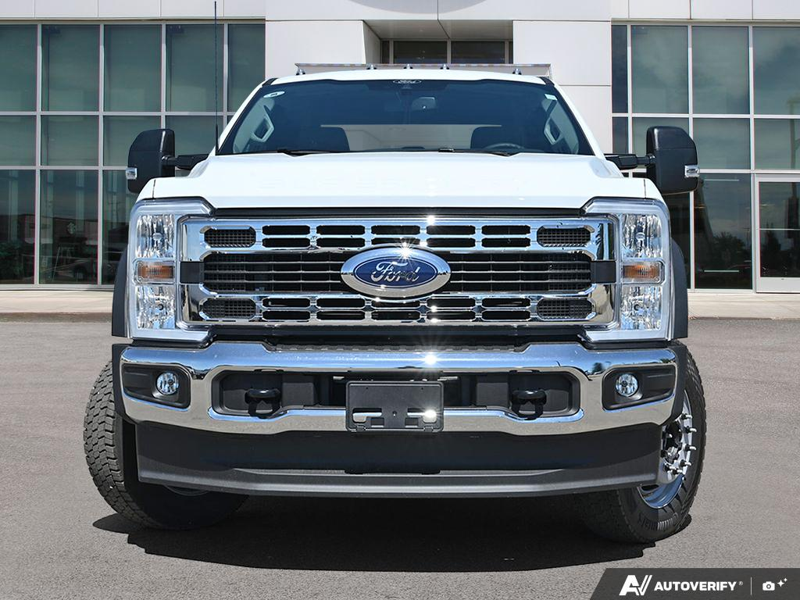 NEW 2026 Ford Super Duty F-550 DRW XLT - Oxford White Exterior / MEDIUM DARK SLATE CLOTH Interior - $103,194 - Stock #E60836 - VIN 1FD0X5HT8TEF28072 - Photo 2