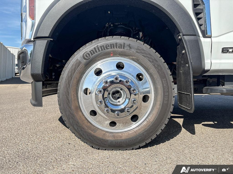 USED 2026 Ford Super Duty F-550 DRW XLT - Oxford White Exterior / MEDIUM DARK SLATE CLOTH Interior - $95,997 - Stock #EP4753 - VIN 1FD0W5HT6TEC08851 - Photo 6