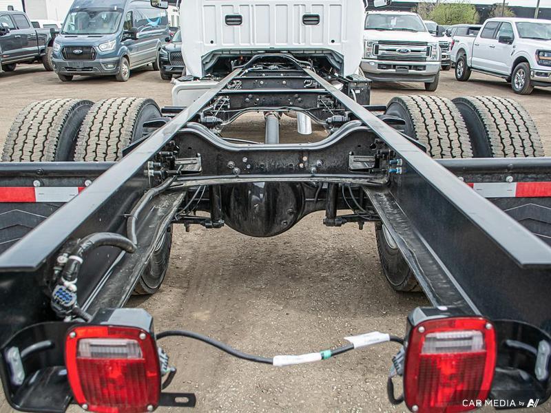 NEW 2026 Ford Super Duty F-750 REGULAR CAB DOCK HGT - Oxford White Exterior / STEEL GRAY CLOTH Interior - $122,946 - Stock #E60001 - VIN 1FDPF7DX2TDF00666 - Photo 11