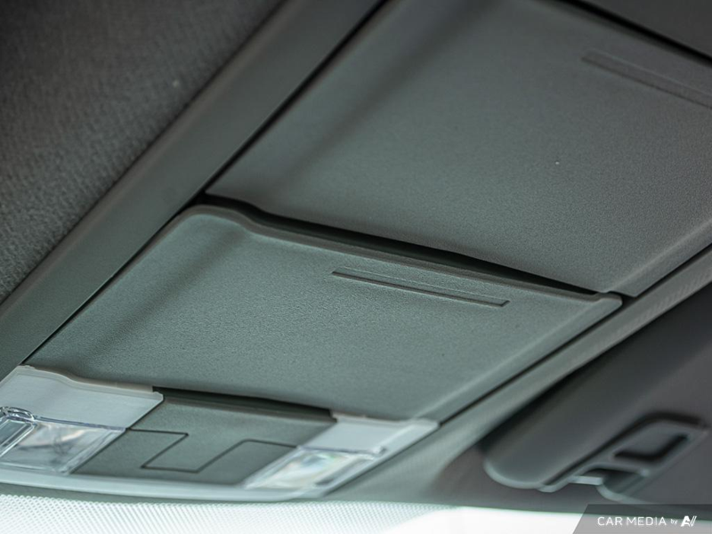 NEW 2026 Ford Super Duty F-750 REGULAR CAB DOCK HGT - Oxford White Exterior / STEEL GRAY CLOTH Interior - $122,946 - Stock #E60003 - VIN 1FDPF7DX4TDF00667 - Photo 24
