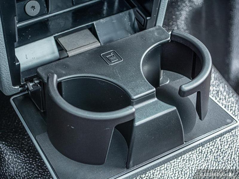 NEW 2026 Ford Super Duty F-750 REGULAR CAB DOCK HGT - Oxford White Exterior / STEEL GRAY CLOTH Interior - $122,946 - Stock #E60001 - VIN 1FDPF7DX2TDF00666 - Photo 27