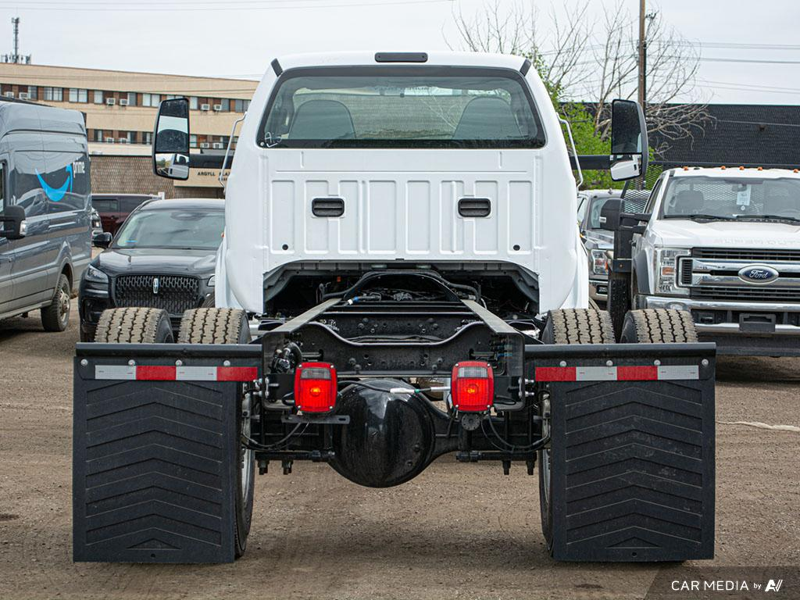 NEW 2026 Ford Super Duty F-750 REGULAR CAB DOCK HGT - Oxford White Exterior / STEEL GRAY CLOTH Interior - $119,946 - Stock #E60001 - VIN 1FDPF7DX2TDF00666 - Photo 5