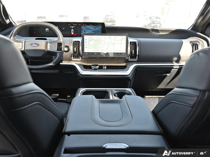 NEW 2027 Ford Expedition Tremor - Marsh Grey Exterior / BLACK ONYX/ELECTRIC SPICE, LEATHER-TRIMMED HEATED & VENTILATED F Interior - $109,844 - Stock #E70010 - VIN 1FMJU1RG7VEA00811 - Photo 25