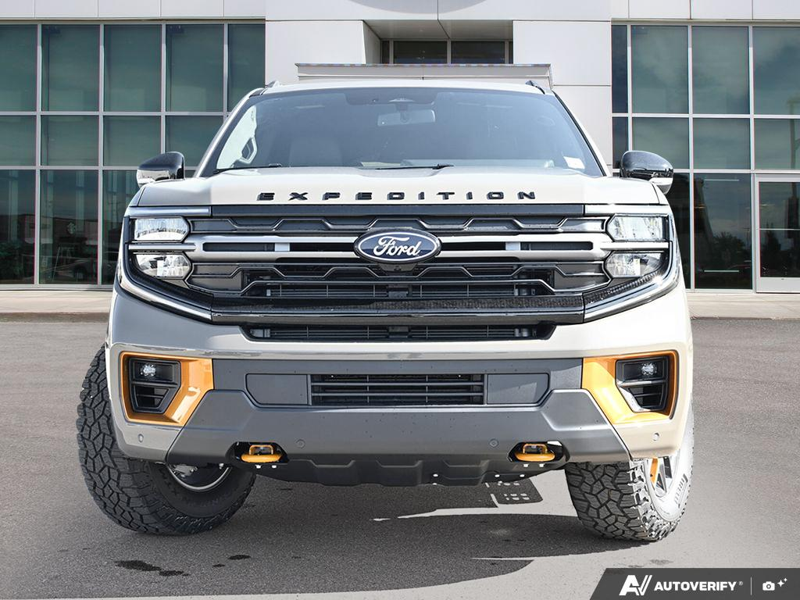 NEW 2027 Ford Expedition Tremor - Marsh Grey Exterior / BLACK ONYX/ELECTRIC SPICE, LEATHER-TRIMMED HEATED & VENTILATED F Interior - $109,844 - Stock #E70010 - VIN 1FMJU1RG7VEA00811 - Photo 2